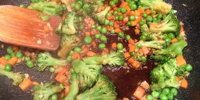 рис с курицей и брокколи