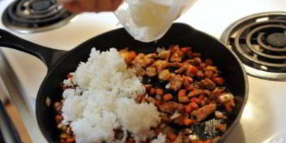 рис с мясом и овощами