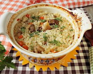 Рис с мясом в горшочках в духовке