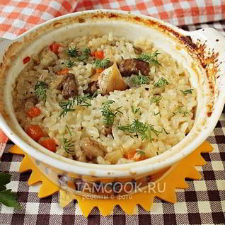 Рис с мясом в горшочках в духовке