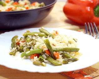 Рис с овощами и стручковой фасолью