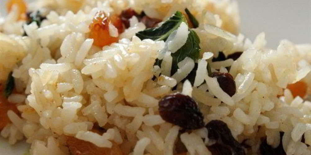 Рецепт сладкий рис с орешками кешью, сухофруктами и мятой