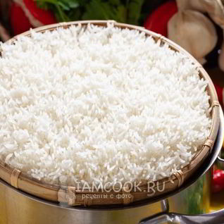 Вареный рис басмати