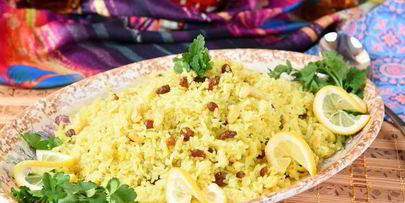 восточный рис с кокосовым молоком, изюмом и кешью