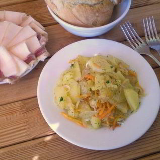 Жареная картошка с морковкой