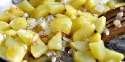 жареная картошка с мясом