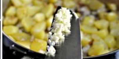 жареная картошка с мясом