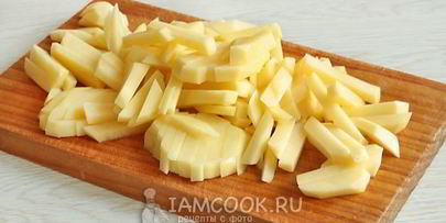 жареная картошка с помидорами