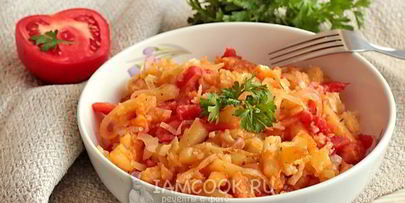 жареная картошка с помидорами