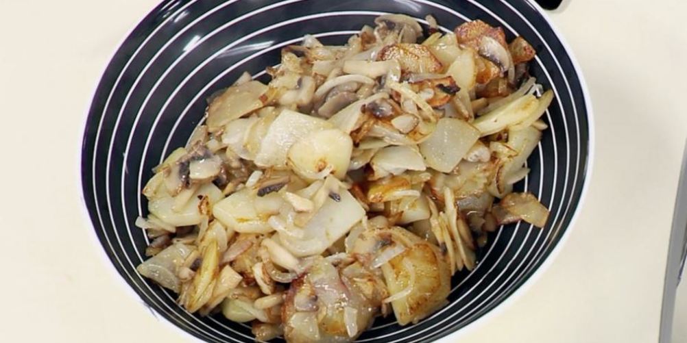 Рецепт жареная картошка с шампиньонами