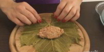 голубцы в виноградных листьях