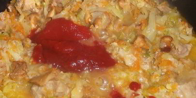 ленивые голубцы с лисичками и гузками индейки