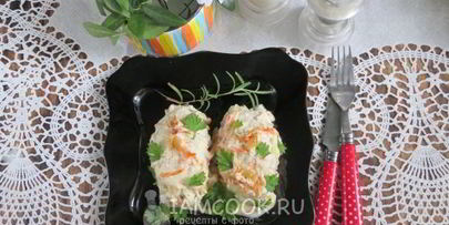 ленивые голубцы в сметанном соусе в духовке