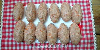 ленивые голубцы в сметанном соусе в духовке