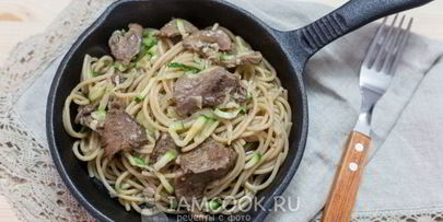 гречневая лапша с говядиной и овощами