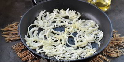 гречневая лапша с креветками и овощами