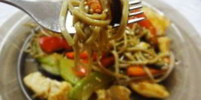 гречневая лапша с курицей