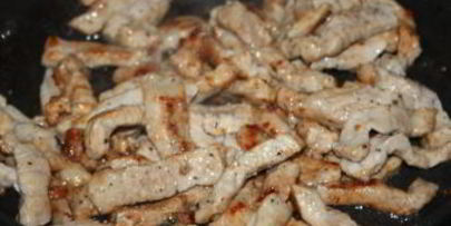 гречневая лапша со свининой