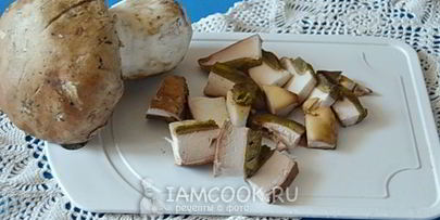 белые грибы в сметане