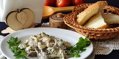 белые грибы в сметане