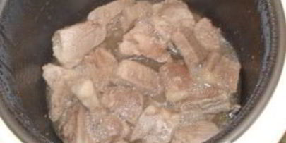 грибы со свининой в мультиварке
