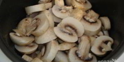 грибы со свининой в мультиварке