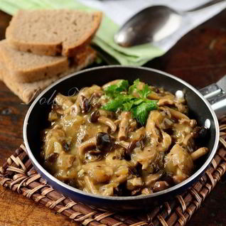 Грибы в постном соусе без масла