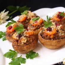 Рецепт Шампиньоны фаршированные с креветками и клюквой