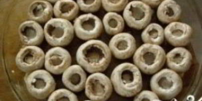 шампиньоны фаршированные в духовке