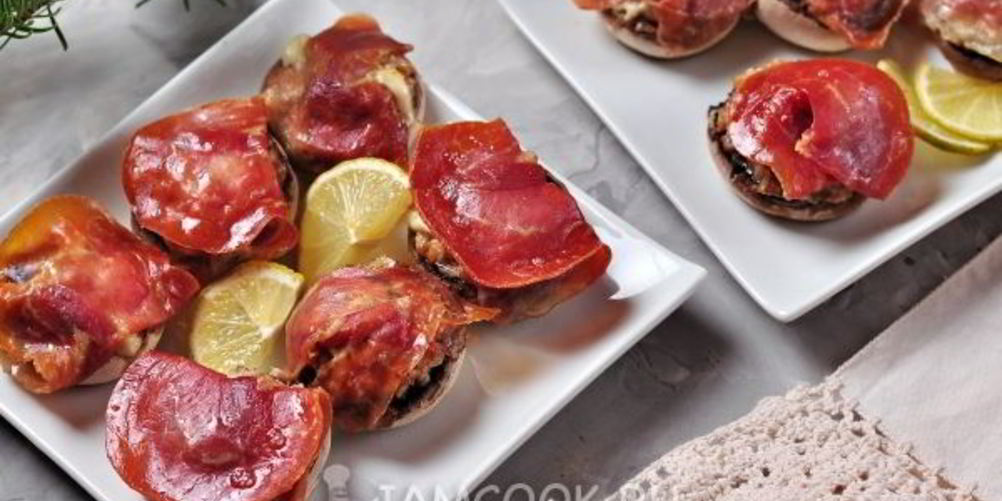 Рецепт шампиньоны, фаршированные ветчиной и сыром, в духовке