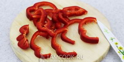 шампиньоны с болгарским перцем и пармезаном