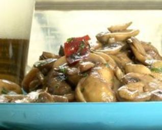 Шампиньоны с чесноком