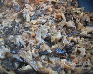 Жареные грибы со сметаной — грибная начинка