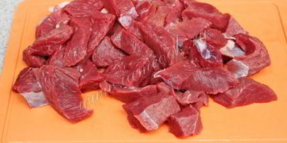 гуляш из говядины в мультиварке