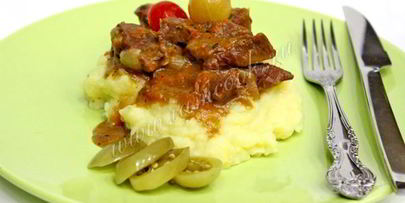 гуляш из говядины в мультиварке