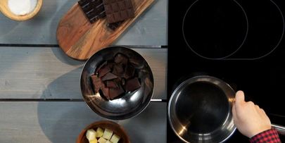 картофельные кубики с шоколадом и мандариновым пюре