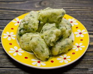 Картофельные ньокки со шпинатом и укропом