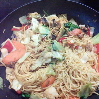 Китайская лапша с овощами