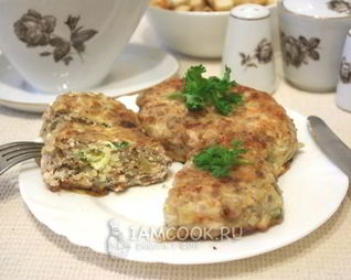 Гречаники из куриного фарша с начинкой
