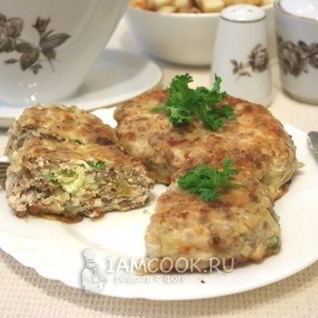 Гречаники из куриного фарша с начинкой