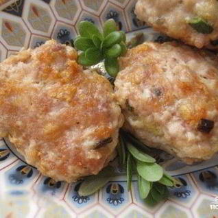 Котлеты куриные с чесноком