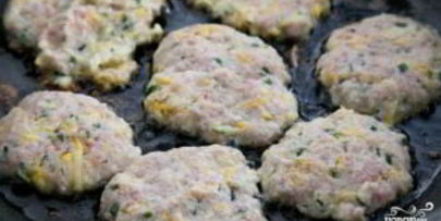 котлеты куриные с чесноком