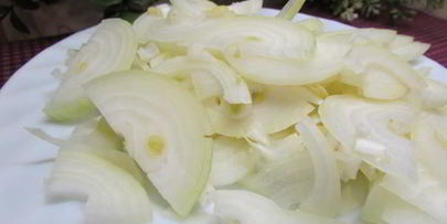 мясные котлеты под сметанным соусом