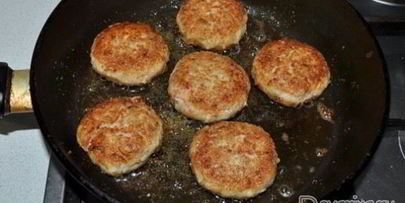 мясные котлеты с грибами и грибным соусом