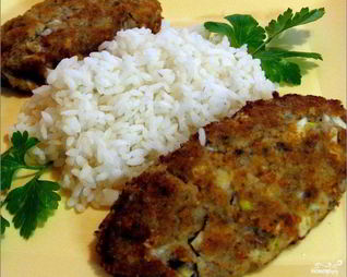 Рыбные котлеты из консервы
