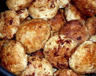 Рыбные котлеты из щуки с салом