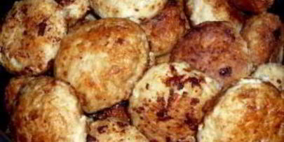 рыбные котлеты из щуки с салом