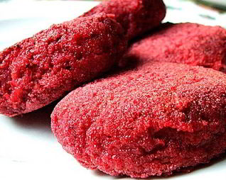 Свекольные котлеты с манкой