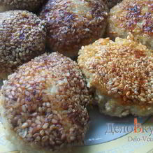 Рецепт Свиные котлеты с сыром Пармезан в кунжутной панировке