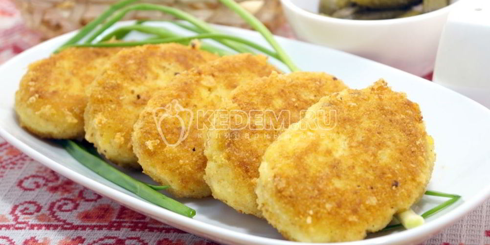 Рецепт вкусные картофельные котлеты с сыром